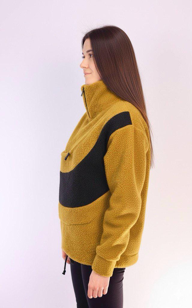 Bouclé Fleece Pet Carrier Hoodie: Handmade Kangaroo Pocket Sweatshirt